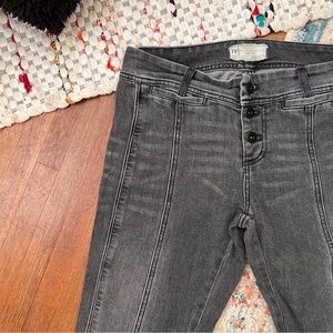 Low waist flare jeans